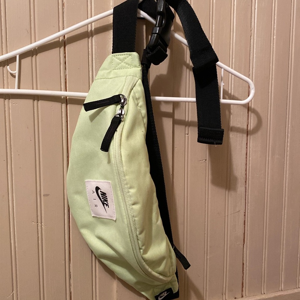 Nike fanny pack has some stains